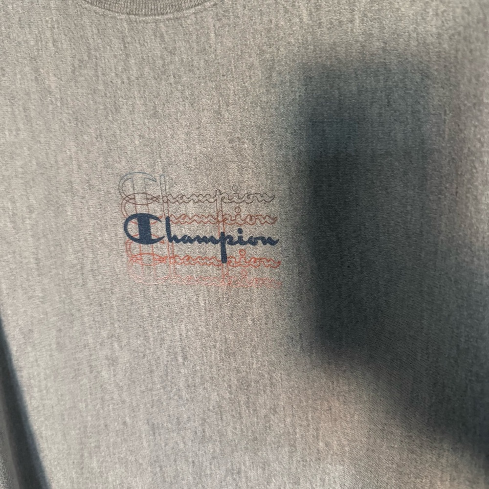 Vintage Champion Men's Light Gray Crewneck Sweater - Picture 2 of 5